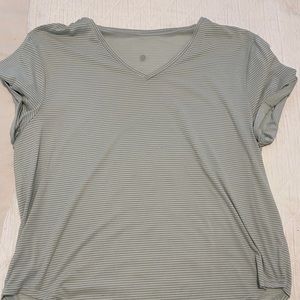 Lululemon top